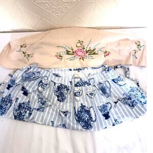 SKU2519 Lot  2 Handmade Vintage Aprons Blue Teapots & Cream Embroidered Flowers
